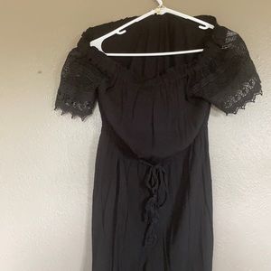 Women’s Jump suit. 👜 3/$20